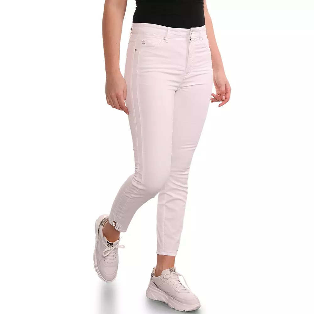 After Jewelry Retouch