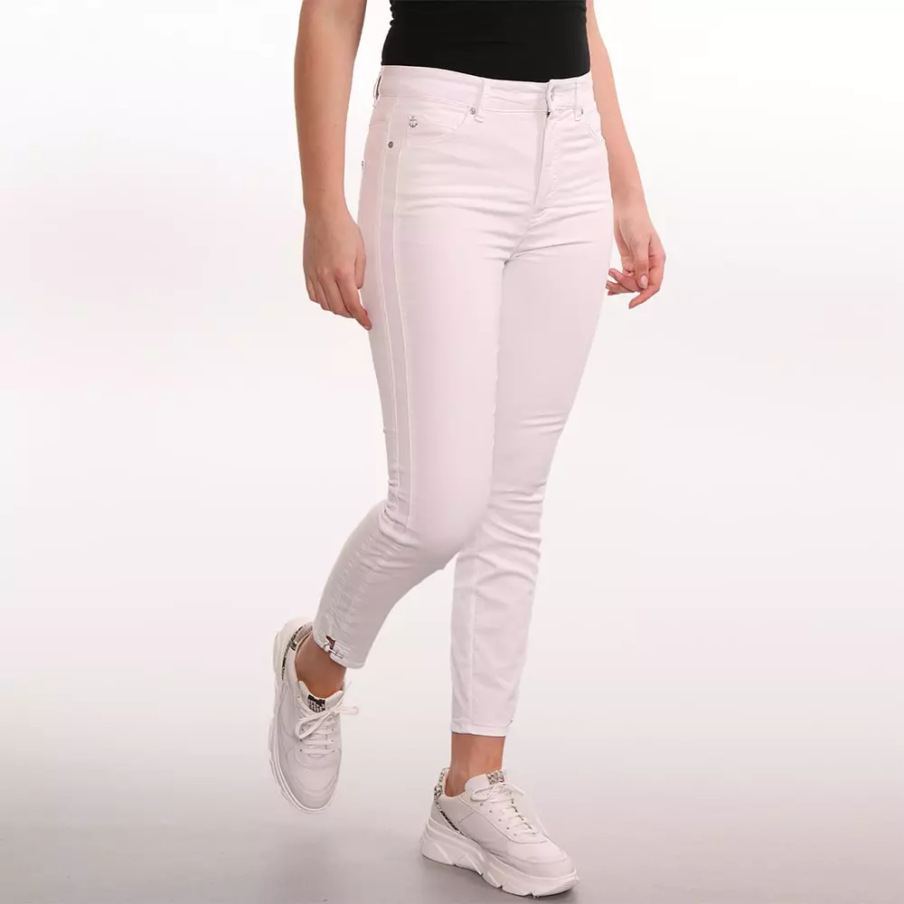 Before Jewelry Retouch